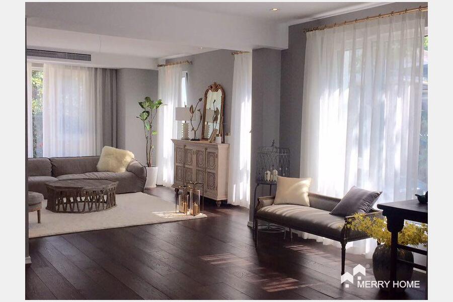 Marvelous villa with floor heating rent in Xujing Town