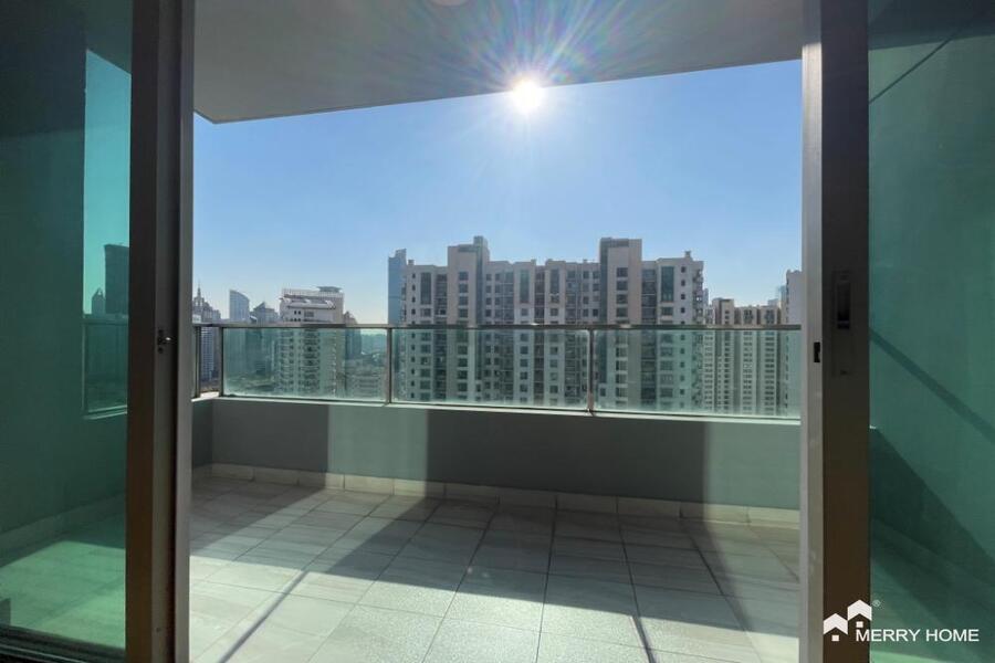 new 2 brm apt. on high-rise floor with good view