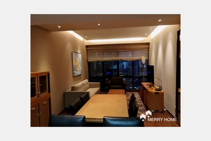 rent serviced apartment in Jing An Shanghai Centre, Line 2/7