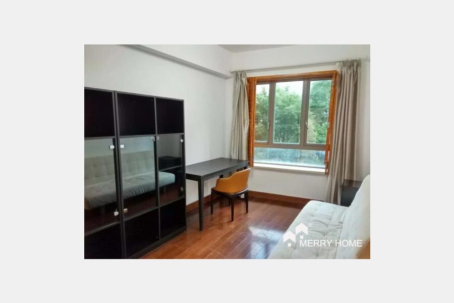 modern 2br 2bath flat rent in Jing An Four Seasons