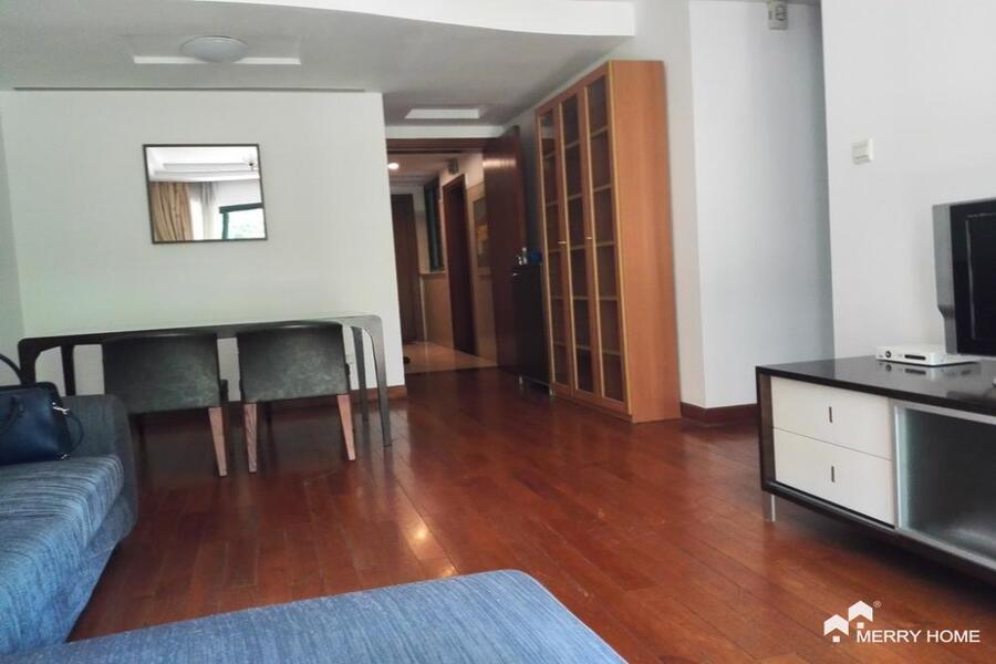 nice 2 brm apartment @ Yanlord Garden, Pudong