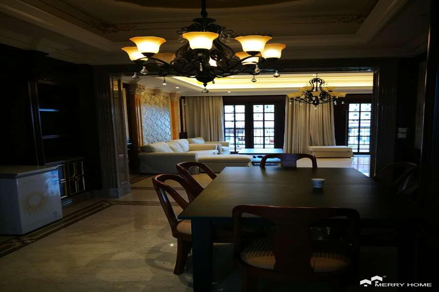 Luxury deco, 3br for rent in Huacao Town near SAS