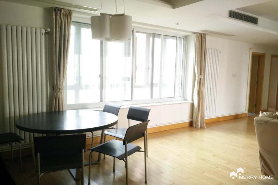 Nice 3br apartment in  Jiingan Four Season with cory club amd nice furnitures