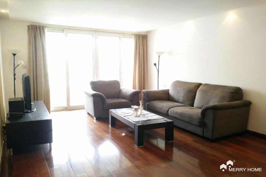 Standord decoration 3br apartment at high floor in Edifice with free club