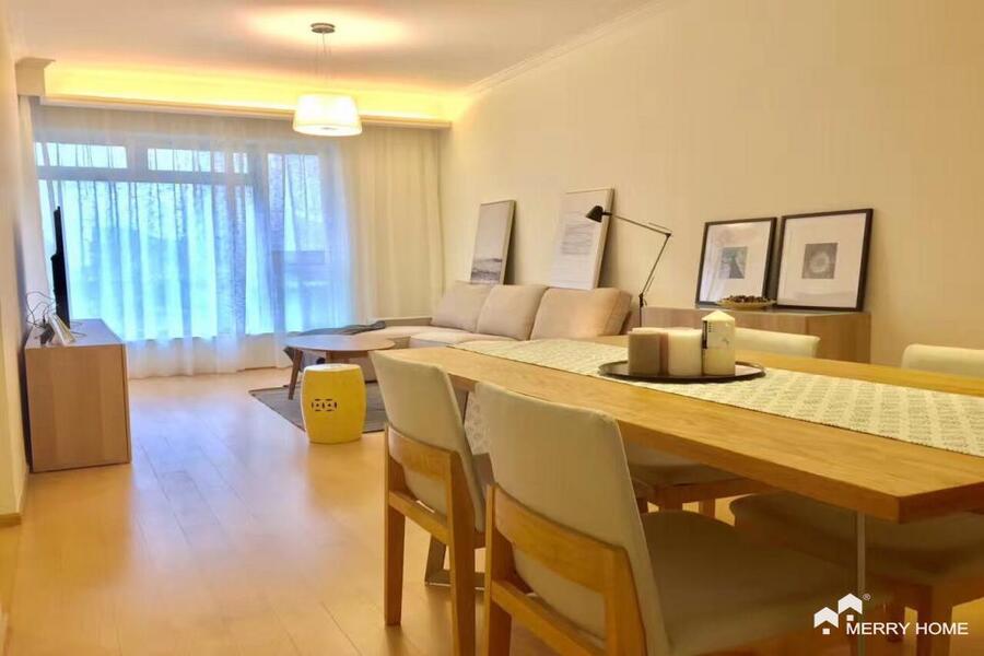 the best 2br apartment in Waterfront Jingan