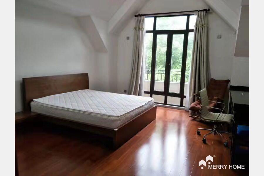 5brs, Huacao Town, close to Supermarket and international school