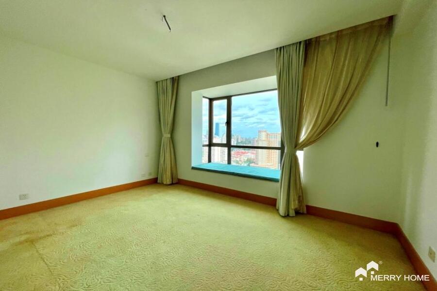 spacious flat in FFC with floor heating