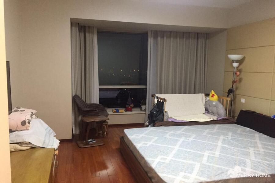 Yanlord Town 3brs apt, close to Century Park, Pudong