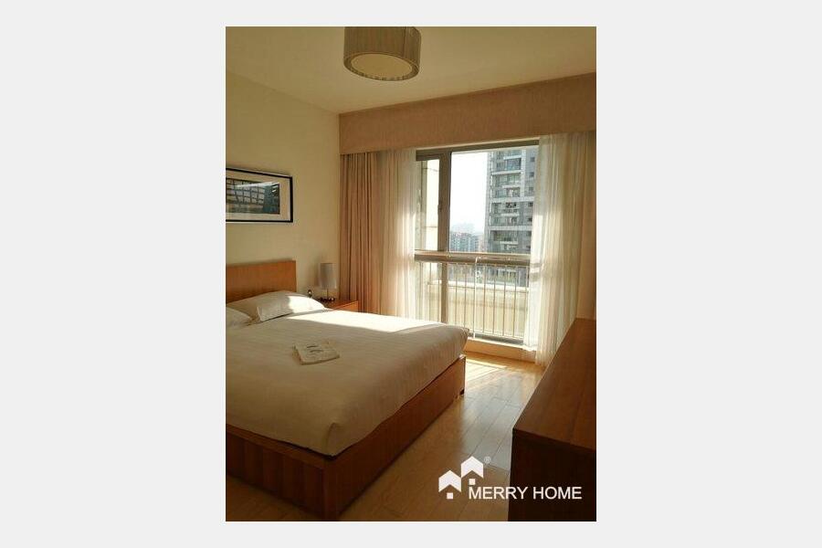 nice 3brs apt, close to Century Park area in Pudong