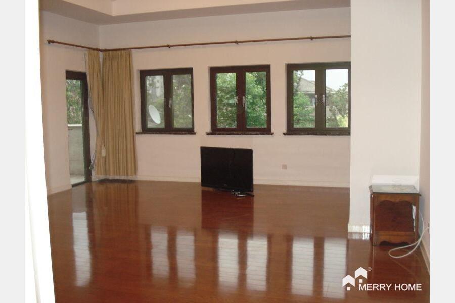 Charming 4 br house in Tiziano Villas in Kangqiao