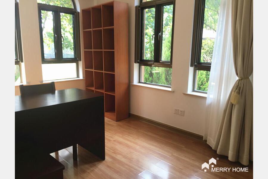 4 beds plus a study in Green Valley Villa in shanghai hongqiao