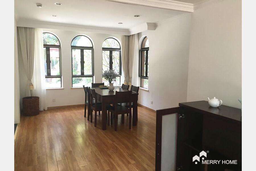 4 beds plus a study in Green Valley Villa in shanghai hongqiao
