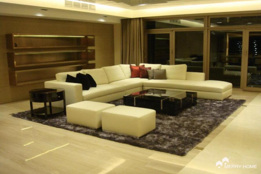 Luxurious apt with amazing river view for rent at Tomson Riviera