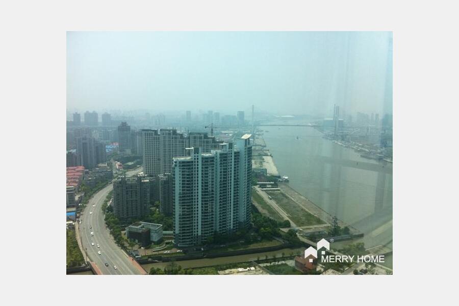 Good 2 bedrooms @ Shimao with River View