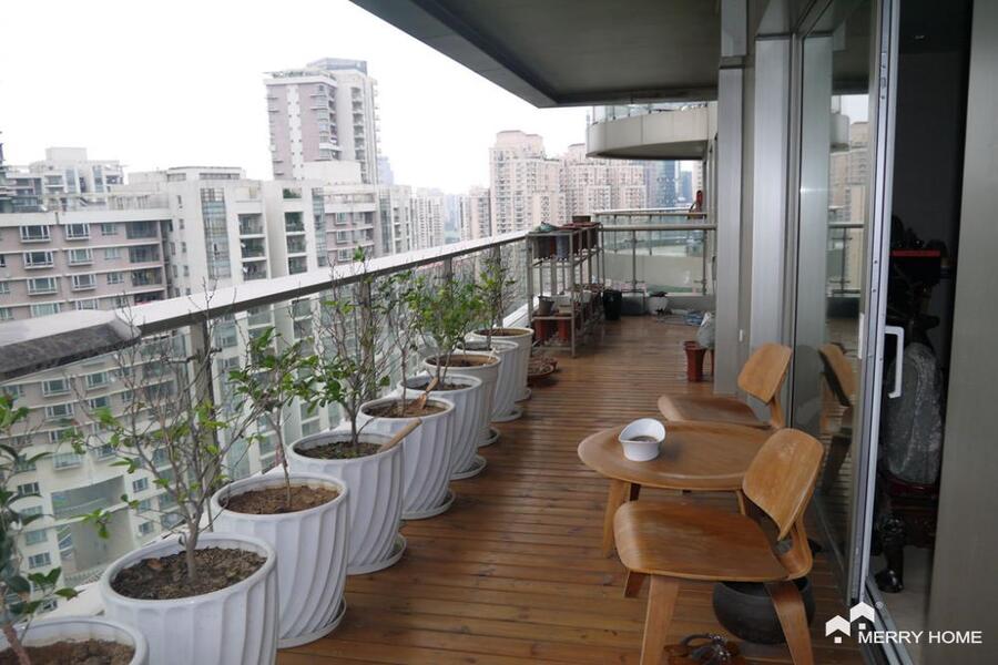Apartment with Wonderful river view at Fortune Residence