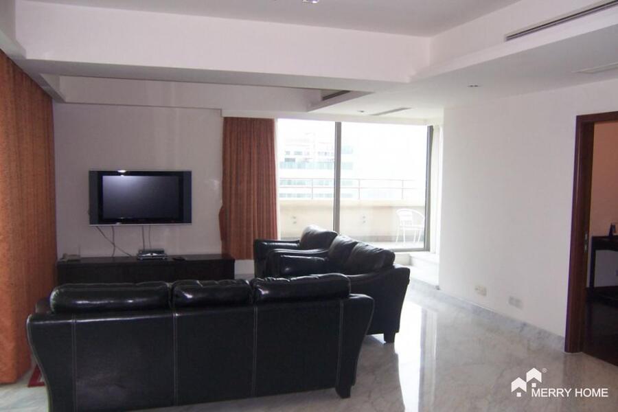 spacious 4br for rent in Jing An Four Seasons will be available soon