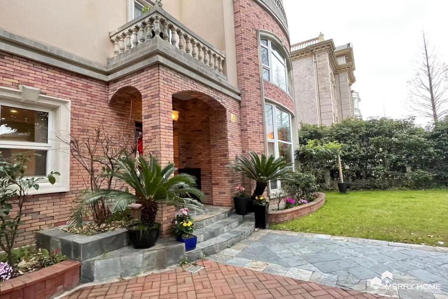 Beverly Hills large single villa for sale