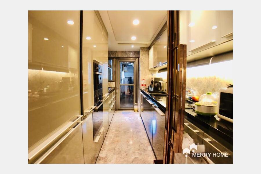 luxury 2br with great river view Lujiazui