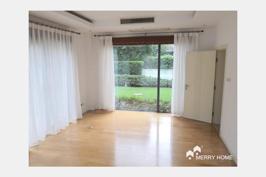 4br no furniture for rent in Qingpu near German French school