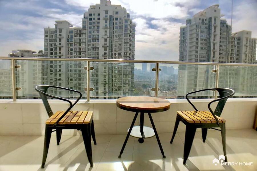 Top of City brand new 4br rent in Jingan line2/12