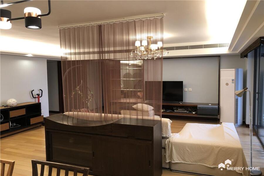 City Condo, high value apartment in Hongqiao.