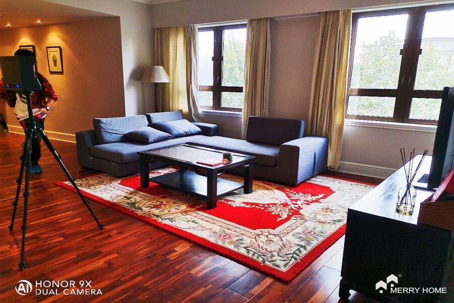 41 Hengshan Rd large 1bds high quality apartment, M/L1,L7,L10