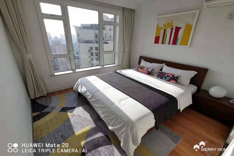pretty apartment in Xujiahui Oriental Manhattan
