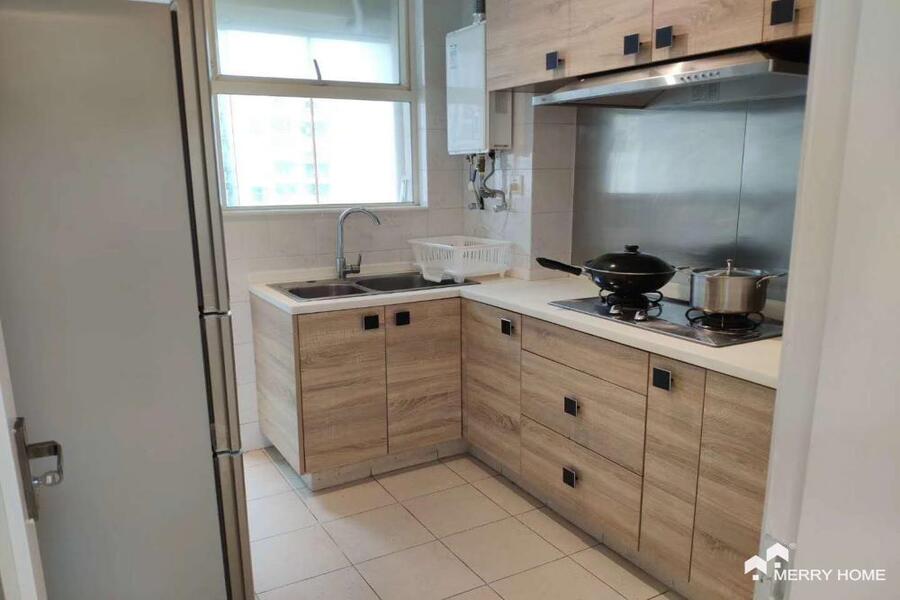 1br 1 bath flat to rent in Pudong lujiazui