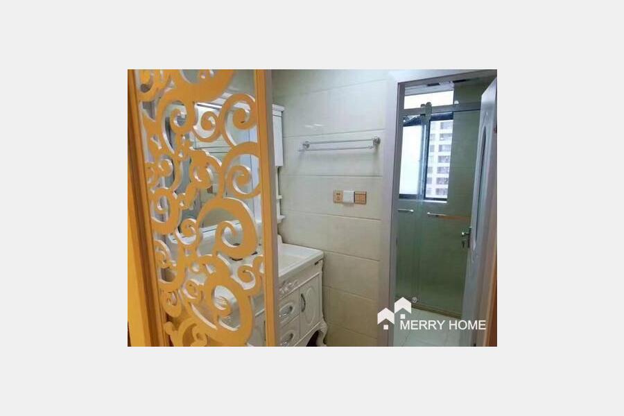 3br at low price for rent in pudong century park