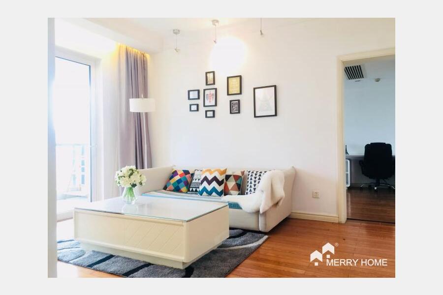 renovated 2br rent in Lujiazui Pudong