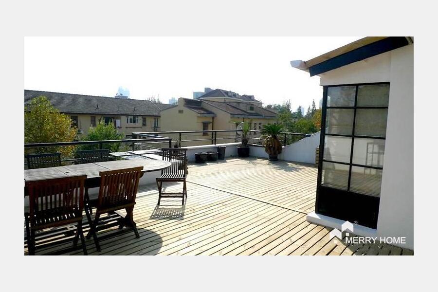 4brs with big terrace in Anfu road