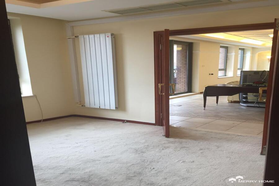 3+1br apartment rent in Green Court