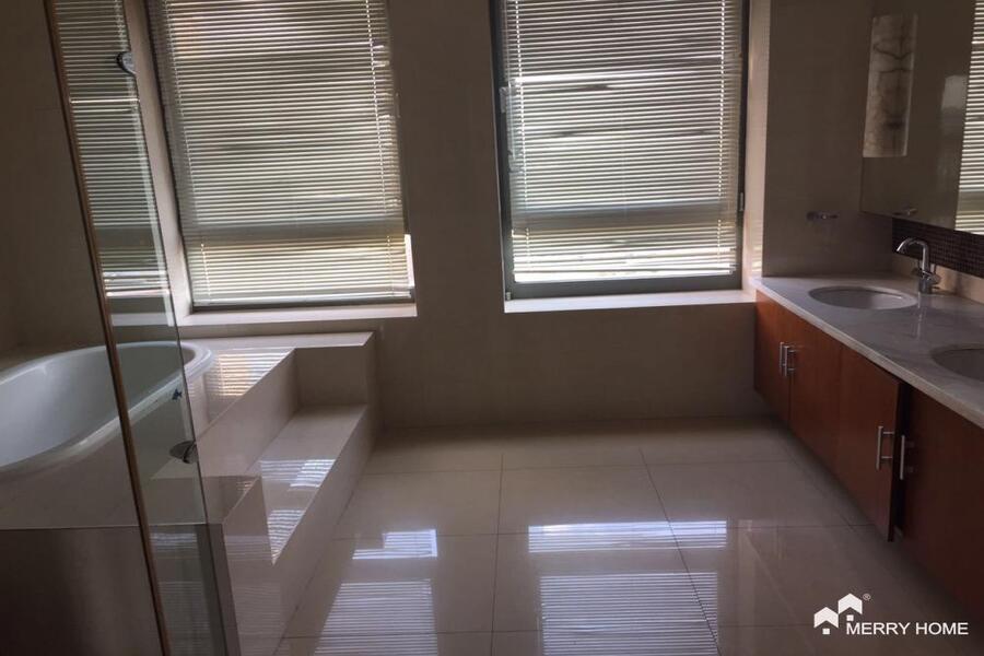 Great apartment near int'l school @ Green court Pudong