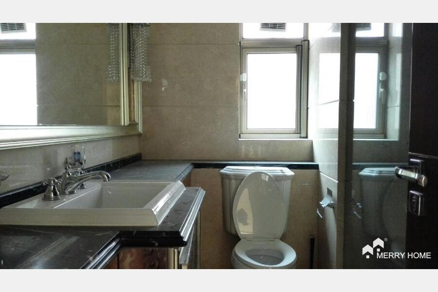 Unfurnished house in Pudong