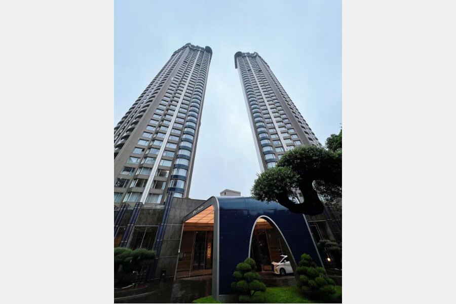 Top Luxury Apt in FFC Royal Pavilion Close to Wukang rd