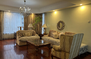 Deluxe Family-Apart,3+1brs,Fully Furnished,Gubei,SCIS,HQIS,YCIS,American Style