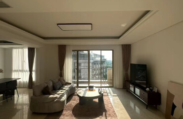 Royal Garden-3+1brs,Central AC,Floor Heating,Gubei,SCIS,HQIS