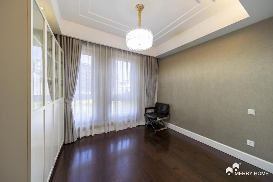 The Bay-Stunning 3br at good price in Pudong Lujiazui