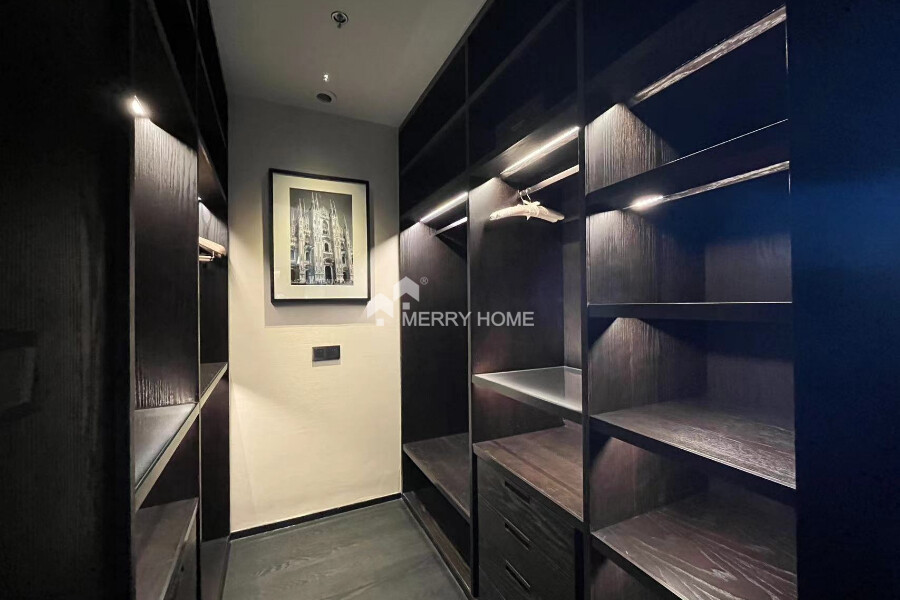 Top luxury serviced apt in Shanghai BVLGARI Apartment