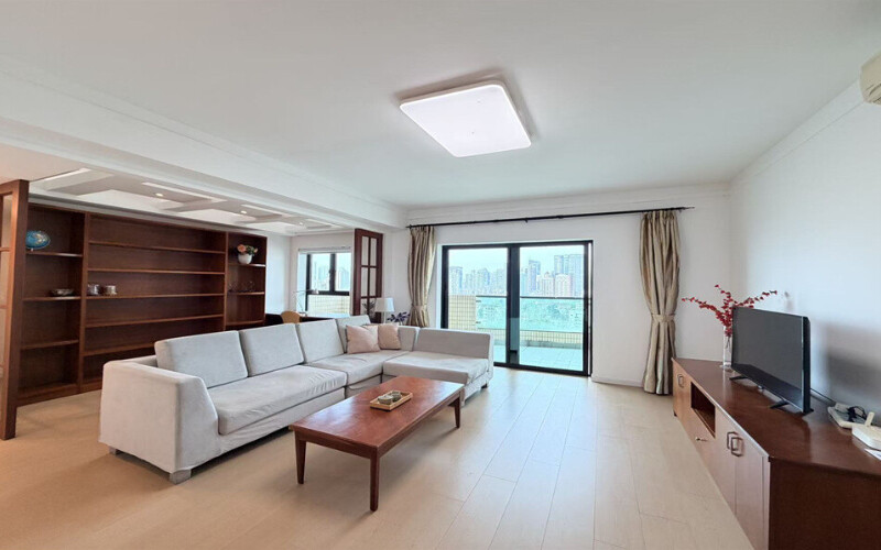 鸿艺豪苑服务式公寓