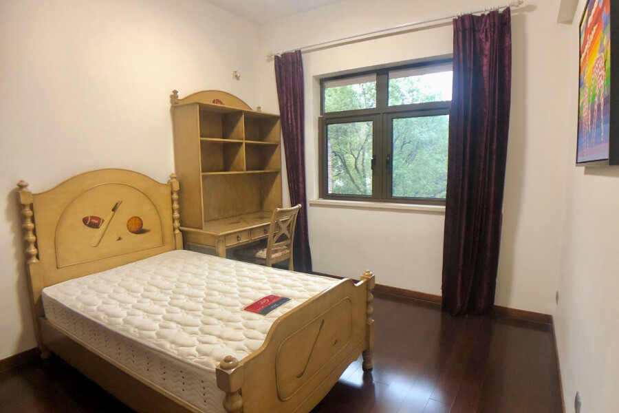Townhouse rent in Stratford in Huacao near SAS