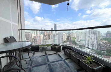 High floor with good view rent in Belgravia Place at Huashan Park