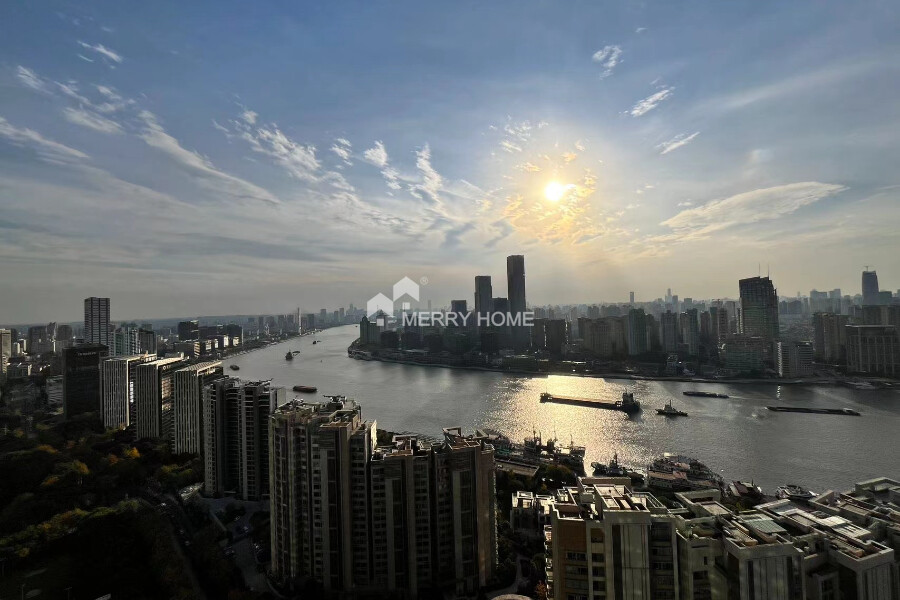 Shimao Riviera Garden，3 brs with river view